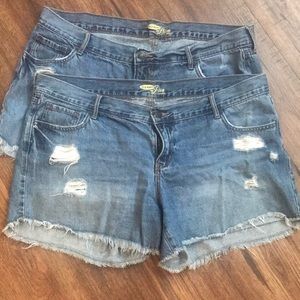 Distressed denim shorts (2)